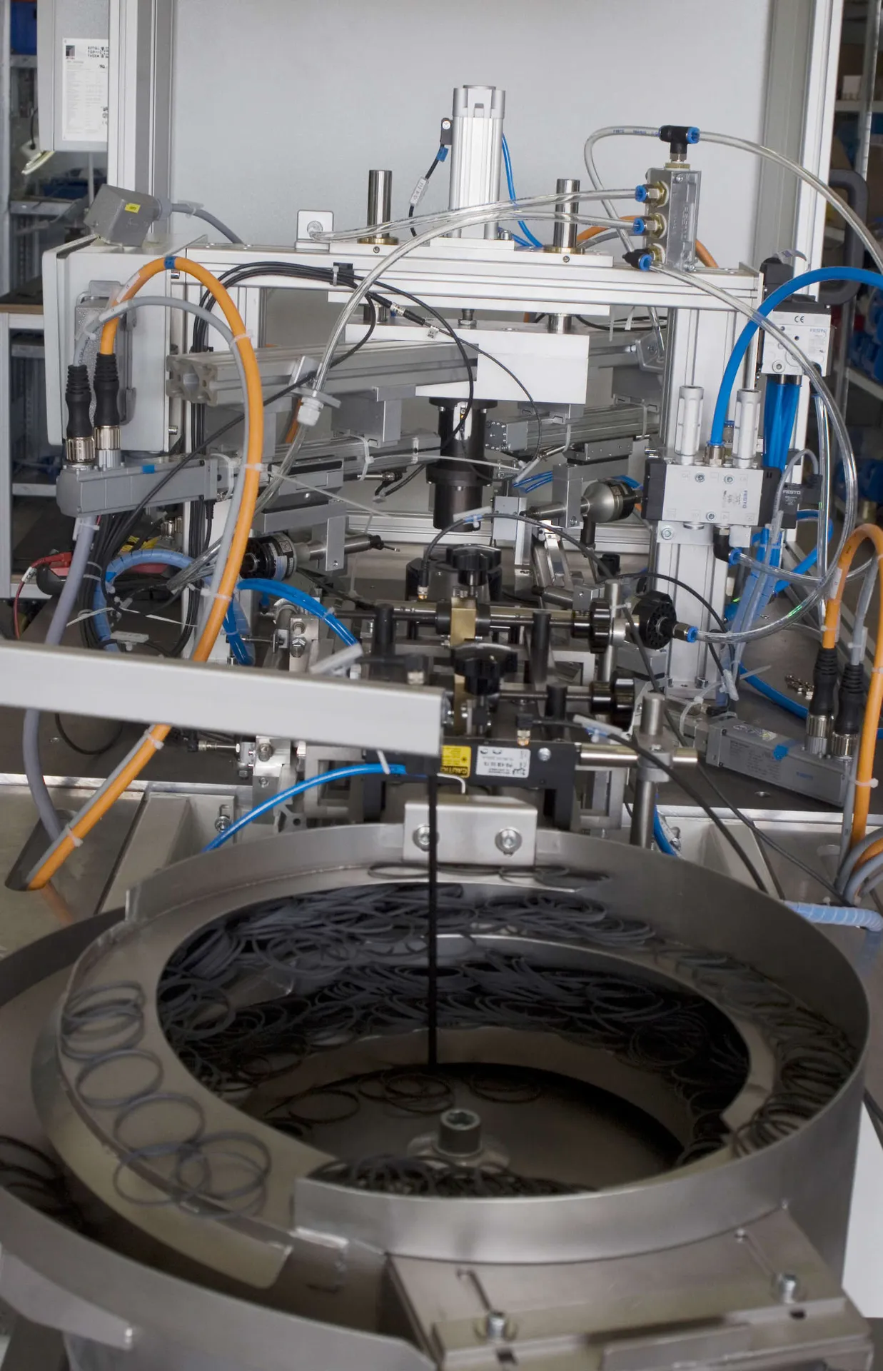 Bearbeitungsanlage für PTFE-Ringe