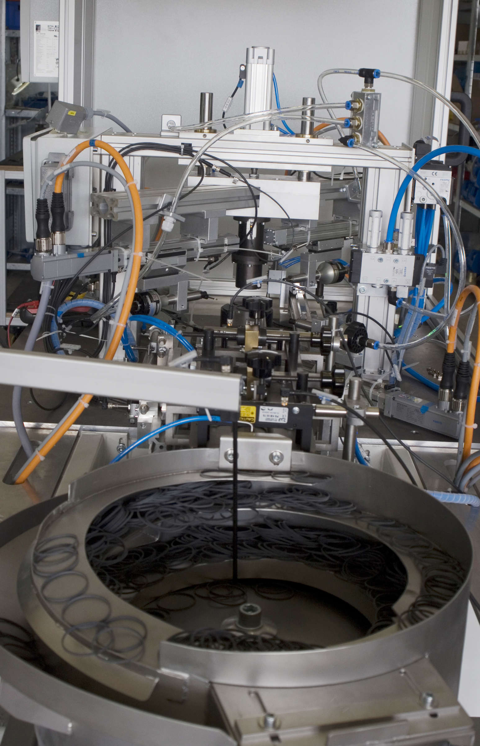 Bearbeitungsanlage für PTFE-Ringe