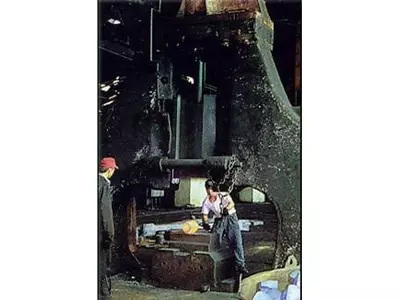 Free forging hammer of 5T