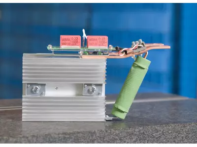 Kühlköper mit Komponenten