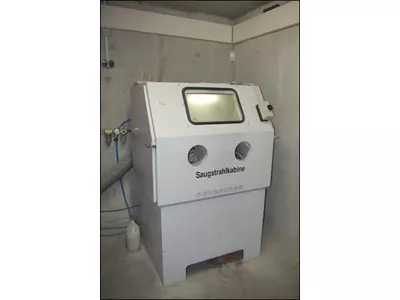 Sand- und Glasperlstrahlanlagen