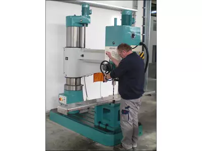 Radial Bohrmaschinen