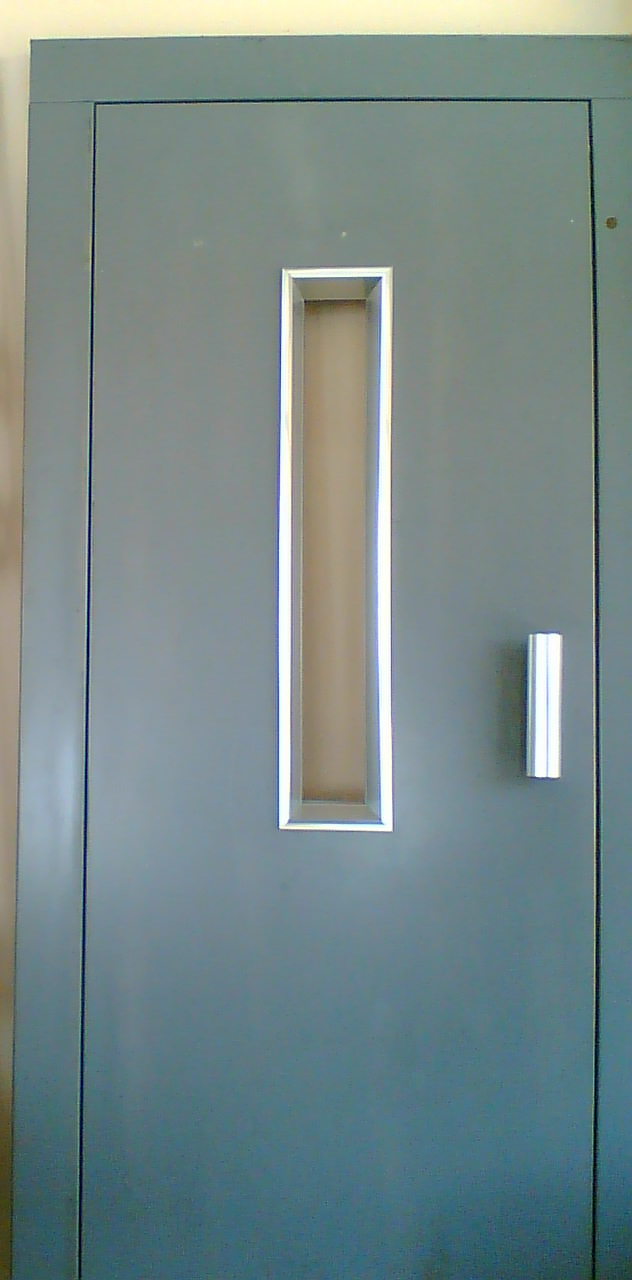 Semi-automatic lift doors