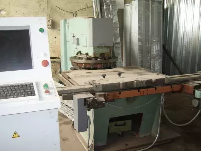 Punching machine