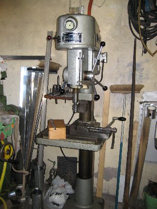 Säulenbohrmaschine
