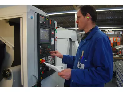 verschiedene CNC-Drehmaschinen