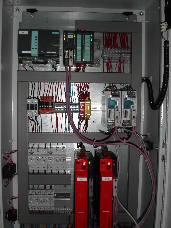 E - Technik, Schaltschrankbau