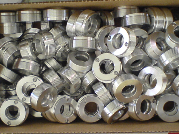 .Aluminium Muffe