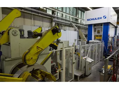 Beispiel Schuler-Presse 250to