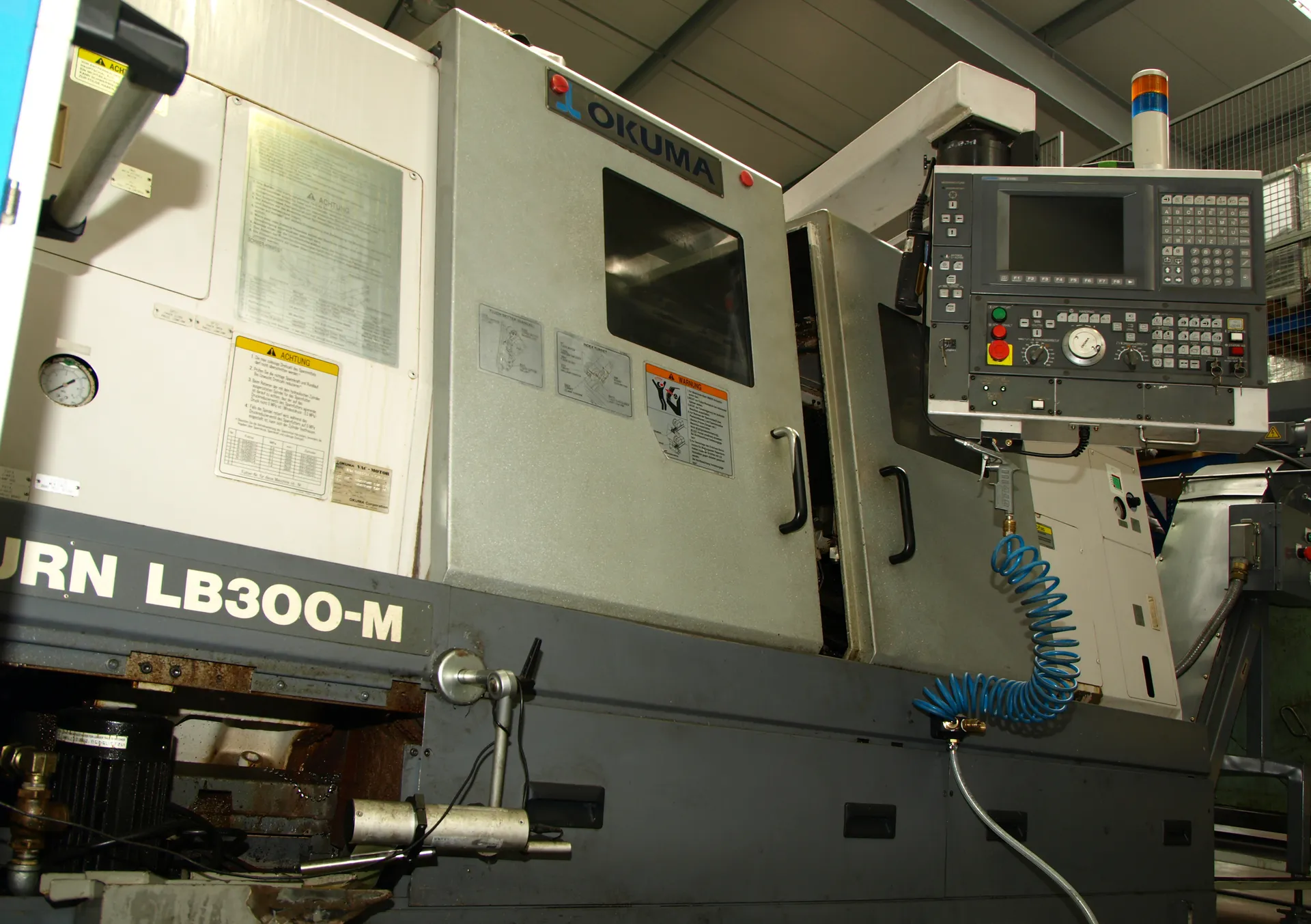 OKUMA LB 300-M 