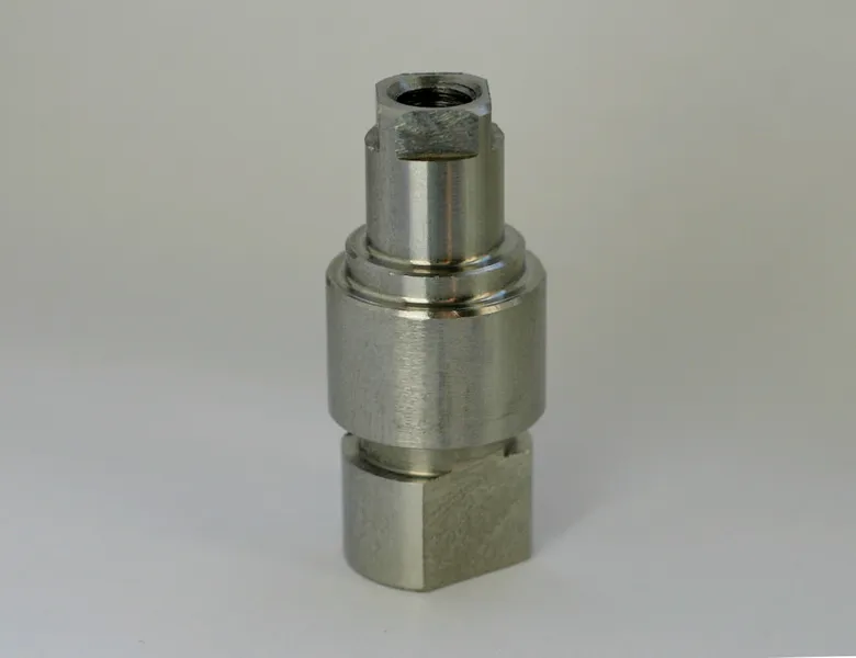Lock insertion/Bätetigungs einsatz