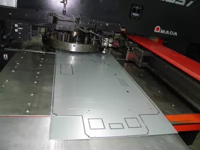 VIPROS 357 STANZMASCHINE