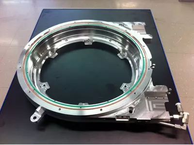 Drehen-Fräsen-Kleben