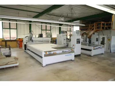 Portalfräsmaschine mit Vakuumspannung