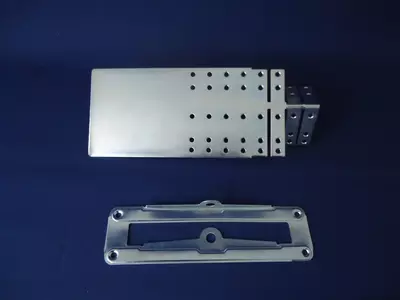 Stanzteile im Folgeverbundwerkzeug