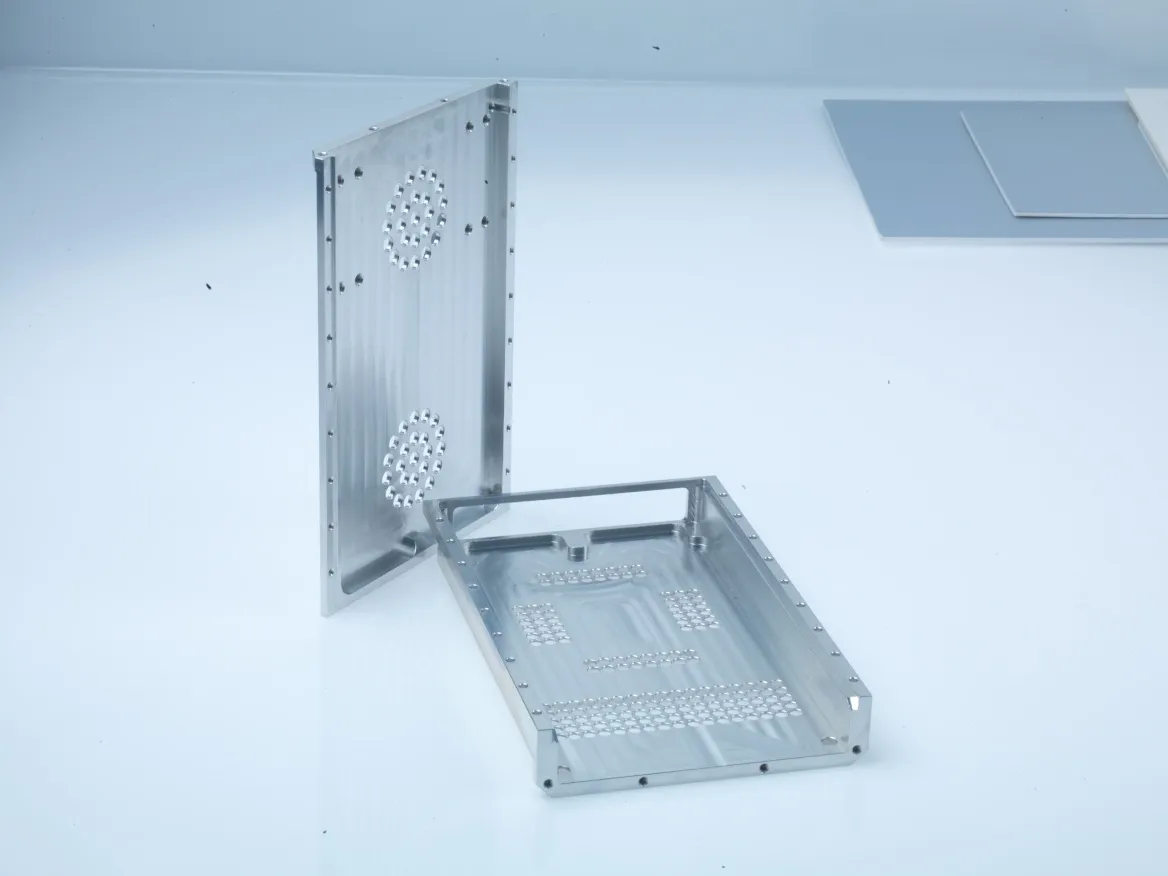 Platinengehäuse
