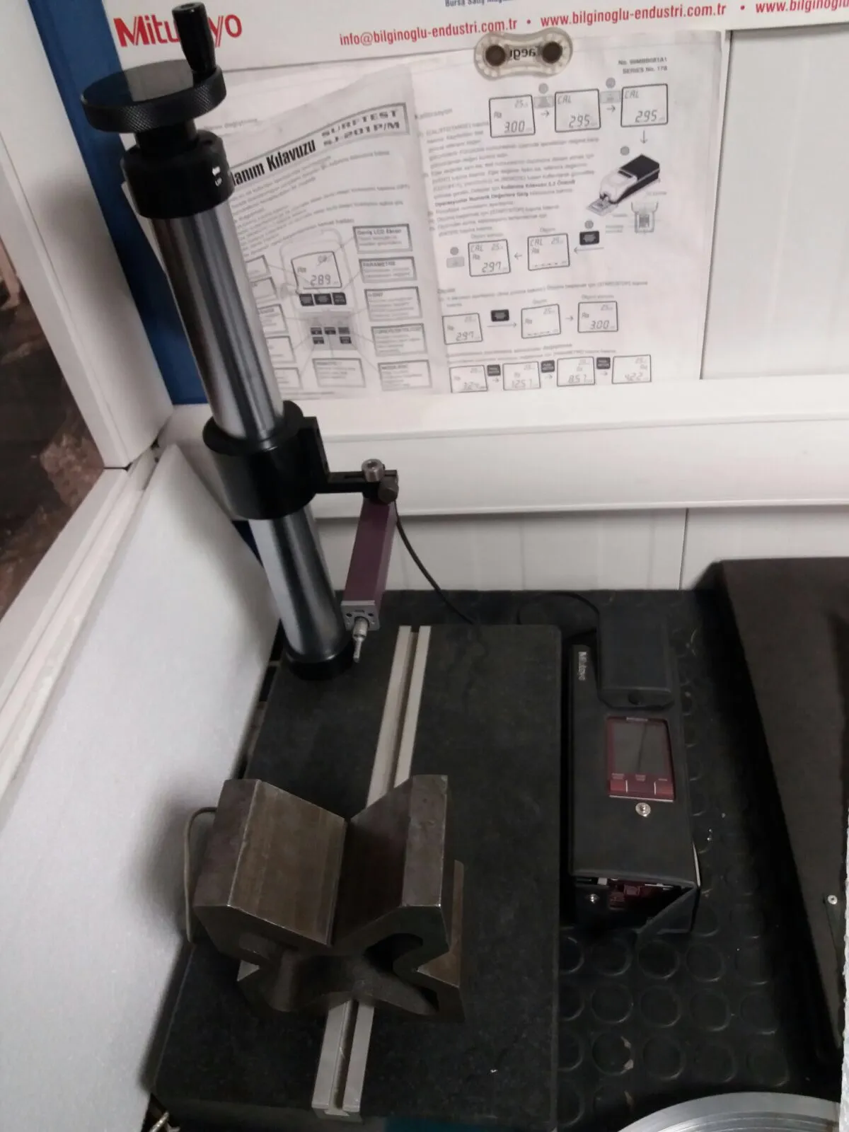 Surface Measuring Device