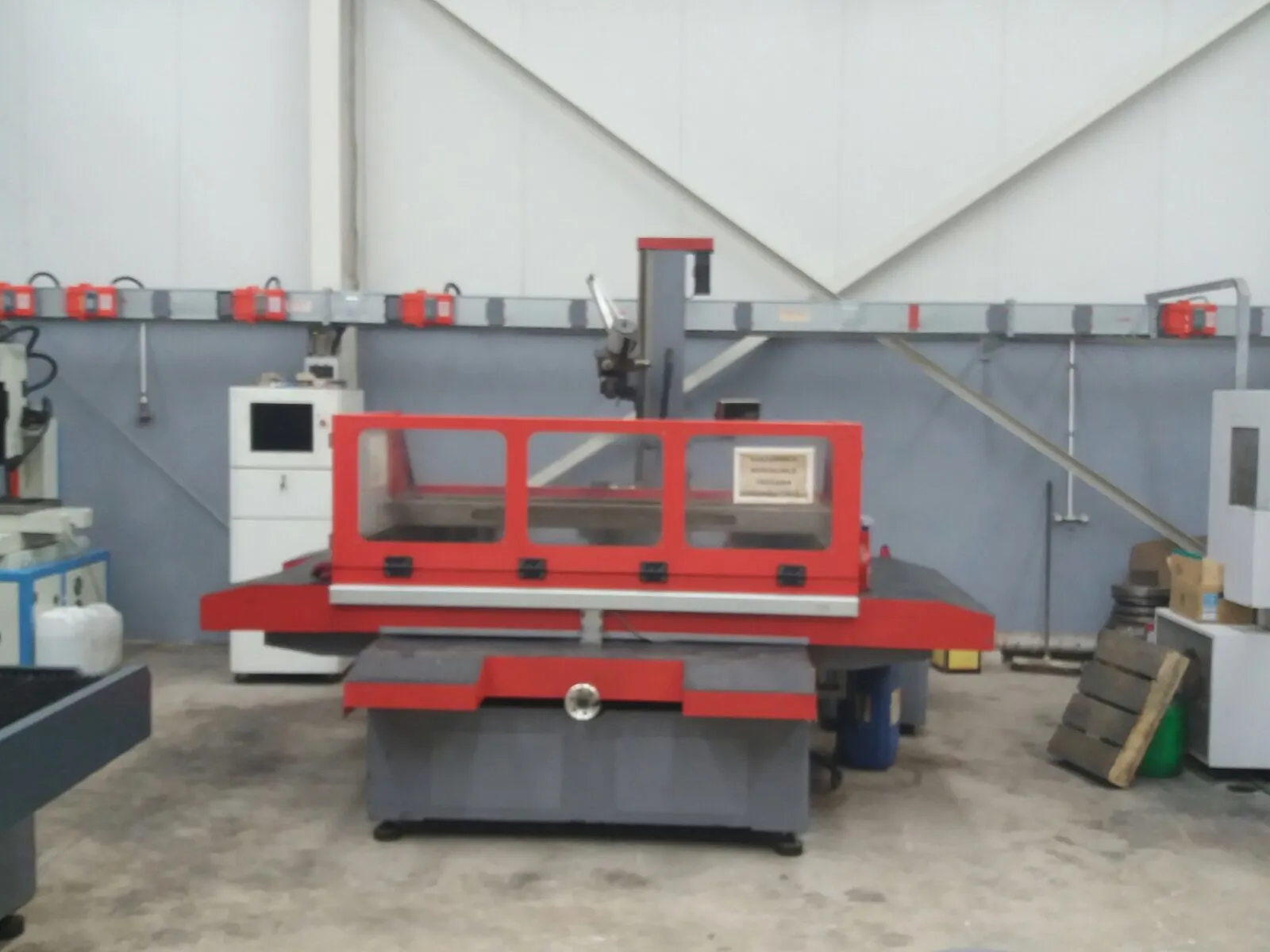 EDM (X:1600-Y:1200-Z:1000mm) Wire Cutting