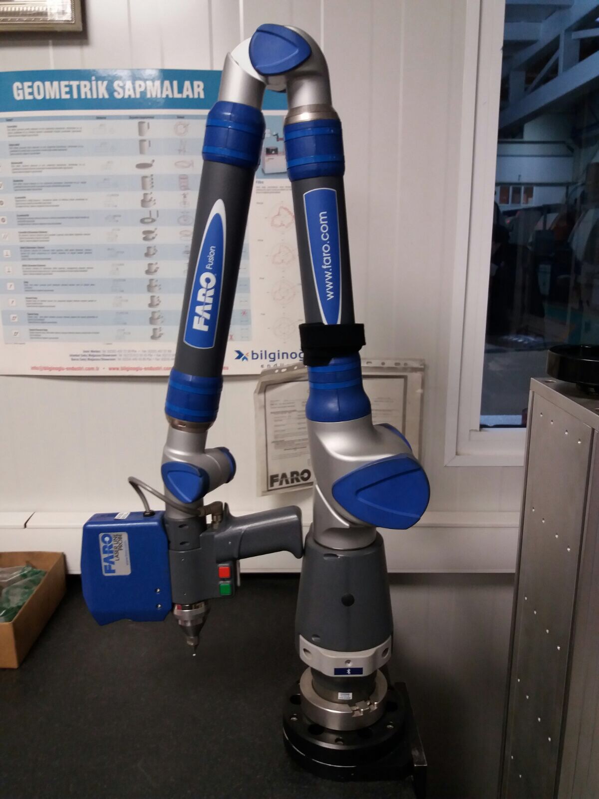 3D Measuring and Reverse Engineering Device