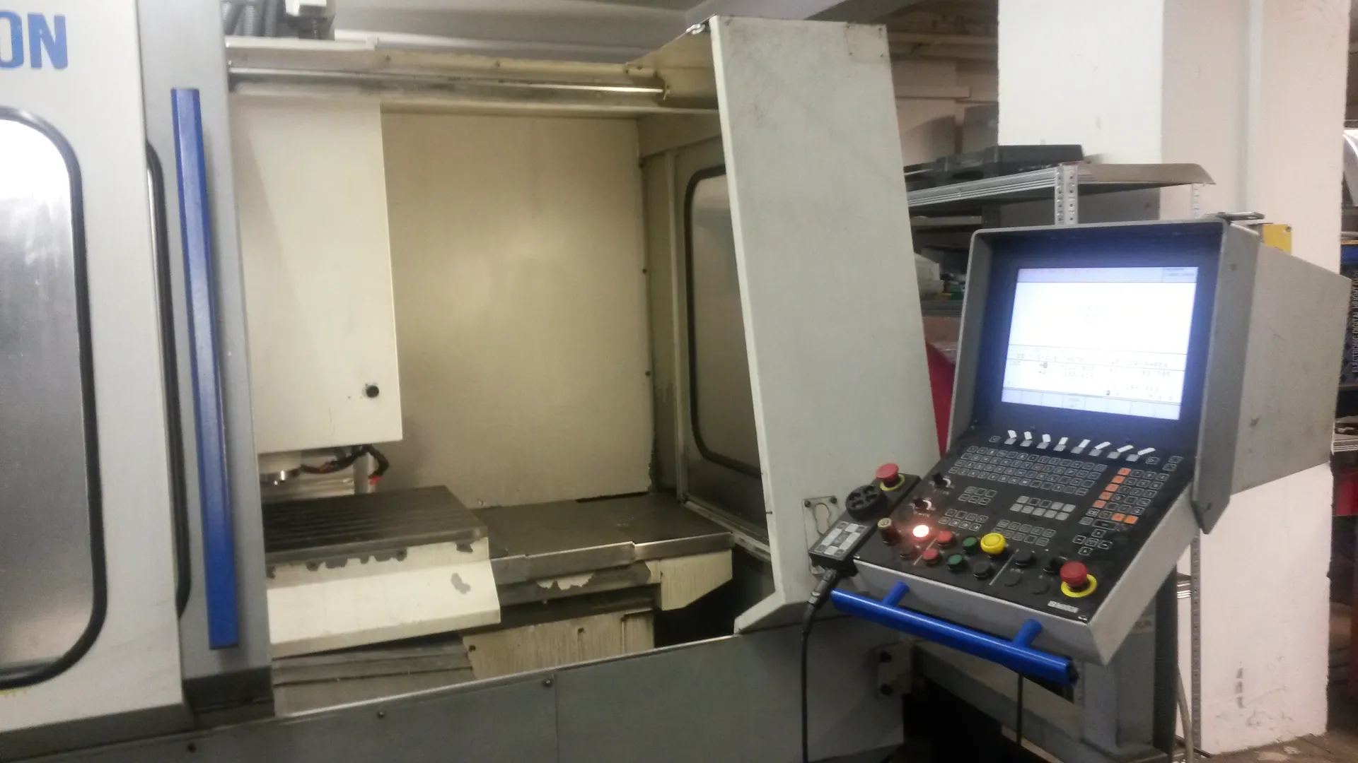 Mikron VC750