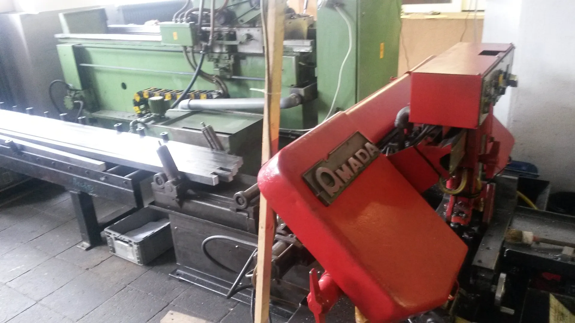 Amada HA 250