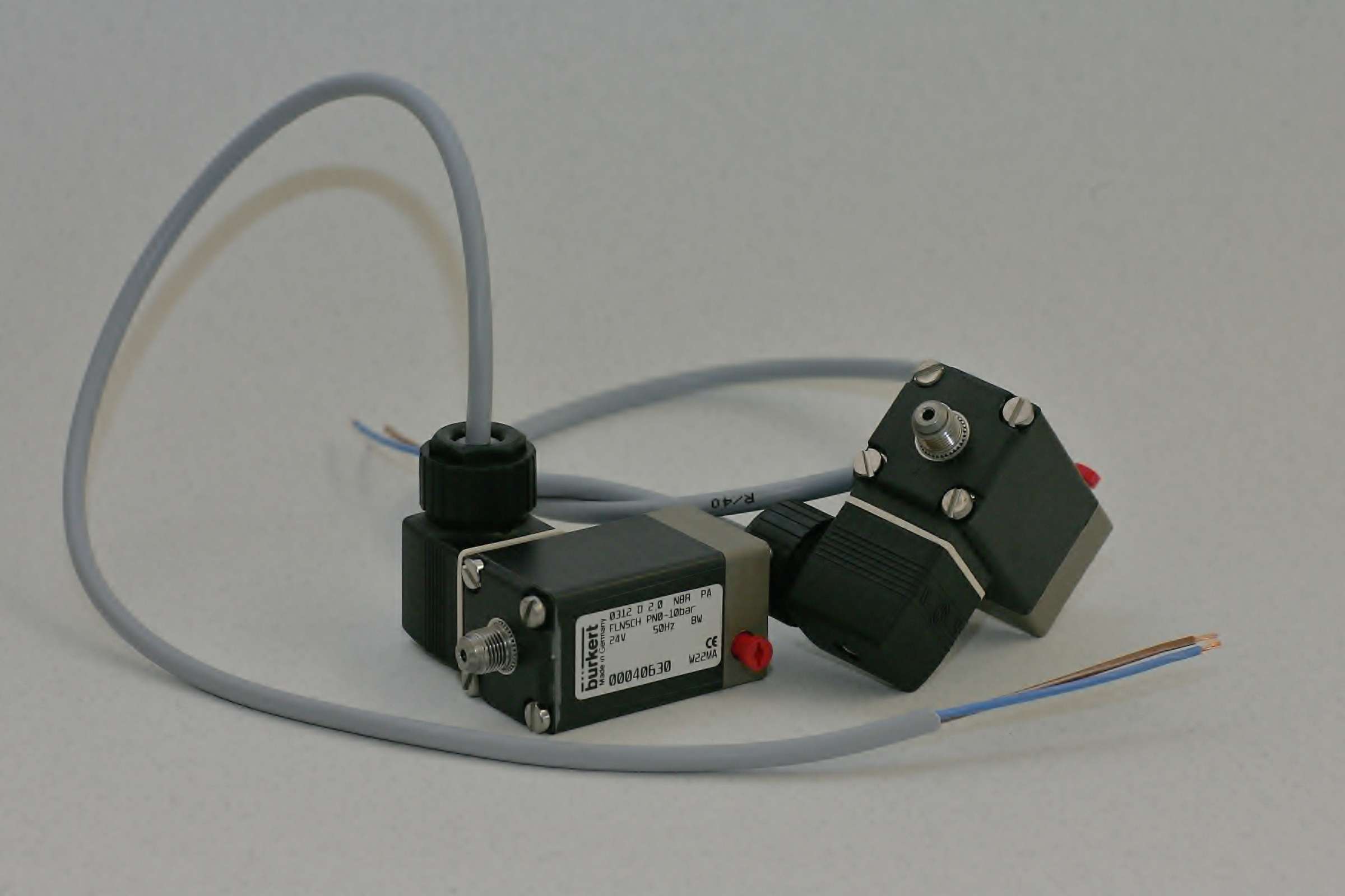 Magnetventil mit Stecker