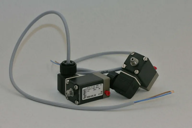 Magnetventil mit Stecker