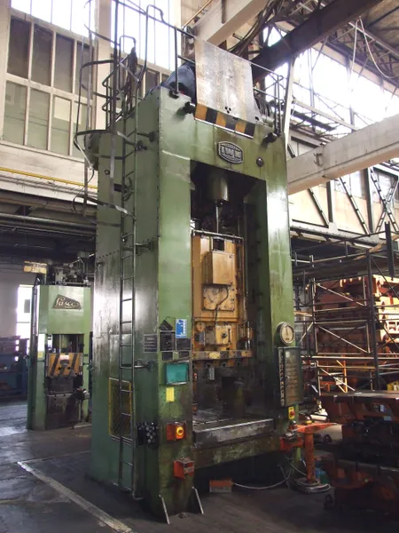 IWK 315 T