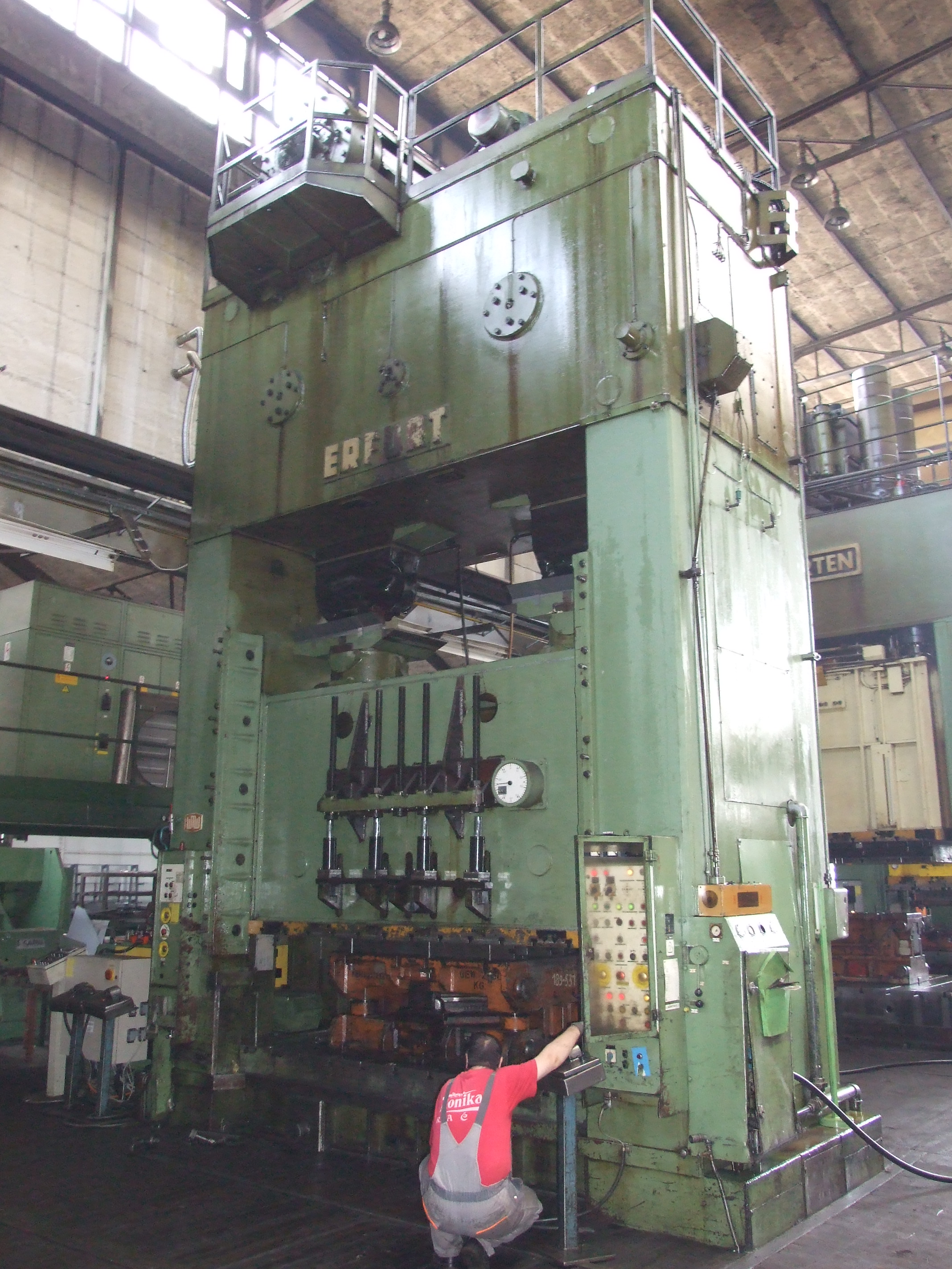 ERFURT 800T