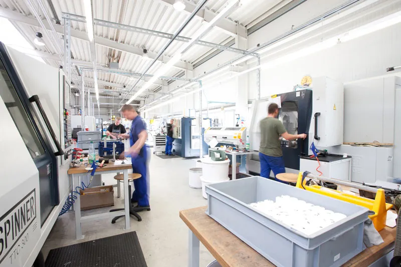 Verschiedene, CNC Drehen / CNC Fräsen