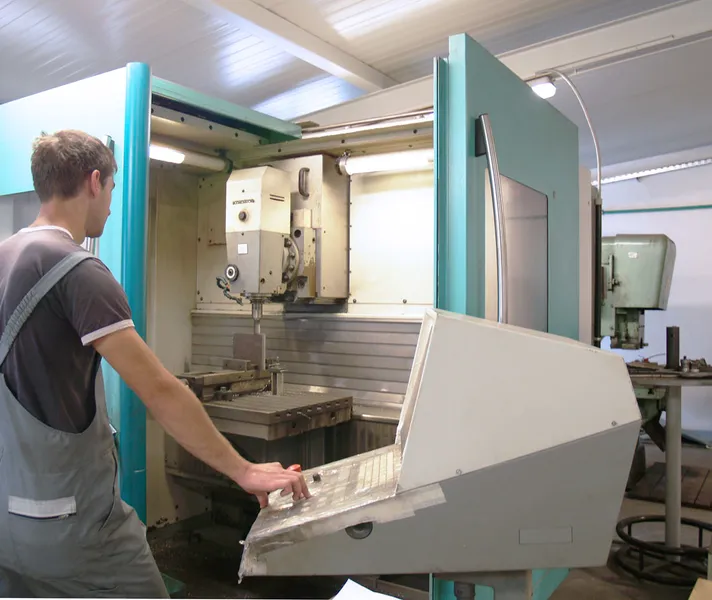 Milling center