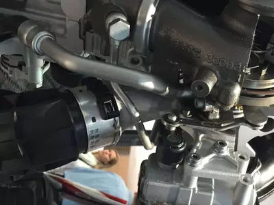 Öldruckleitung im eingebauten Zustand