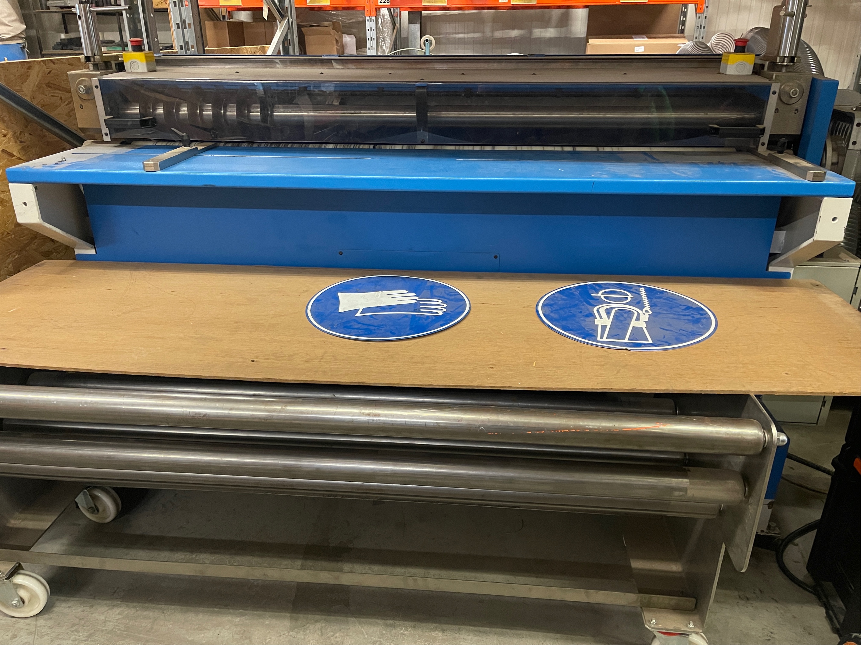 Rollenschneidmaschine