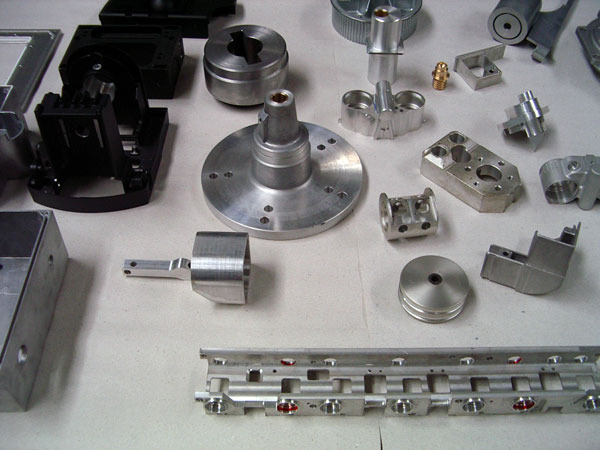 Aluminium extruded industrial profiles