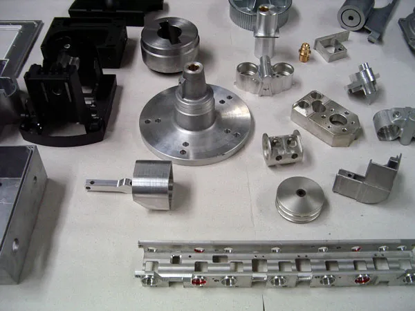 Aluminium extruded industrial profiles