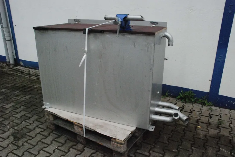 Vorlaufbehälter