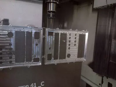 90° Vakuum-Aufspannung