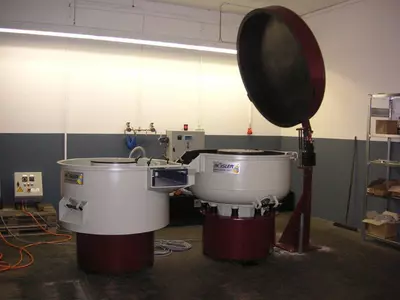 Gleitschleifanlage / Trowalanlagen