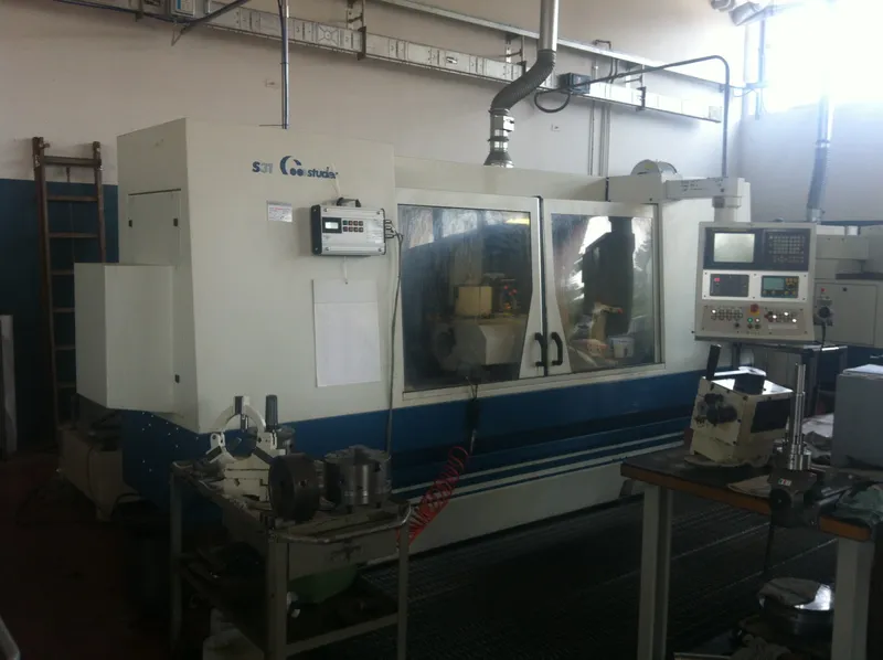 Grinding machine