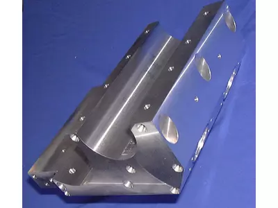 Frästeil aus Aluminium, 5-Achsen Bearbeitung