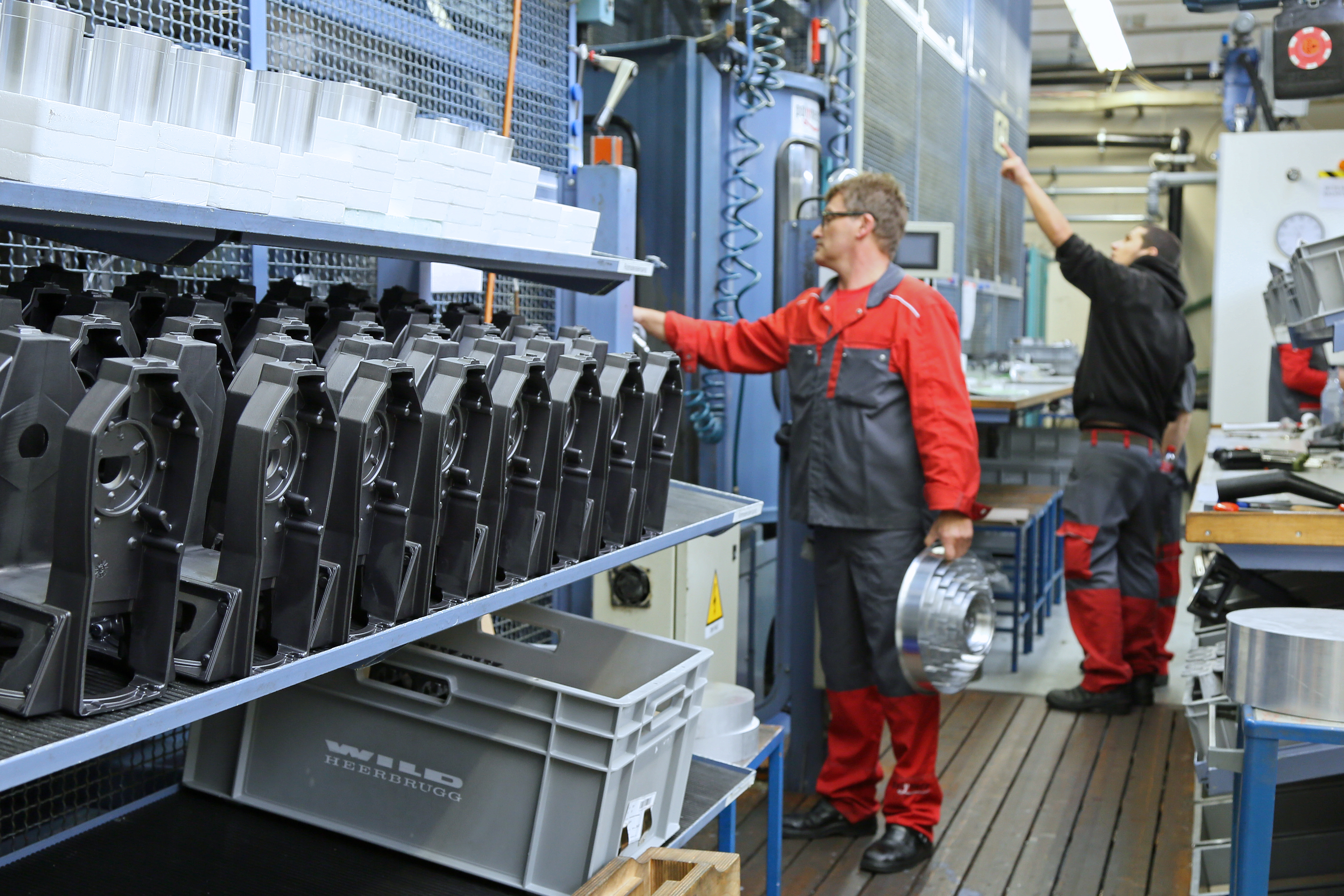 MCM Clock 600