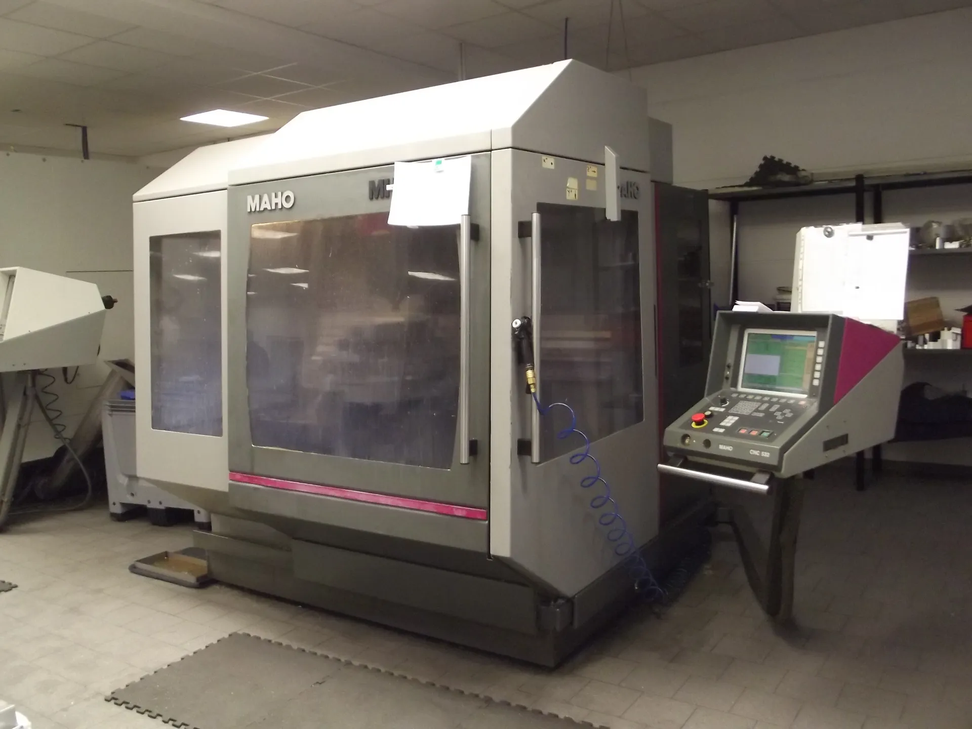 MAHO 600C