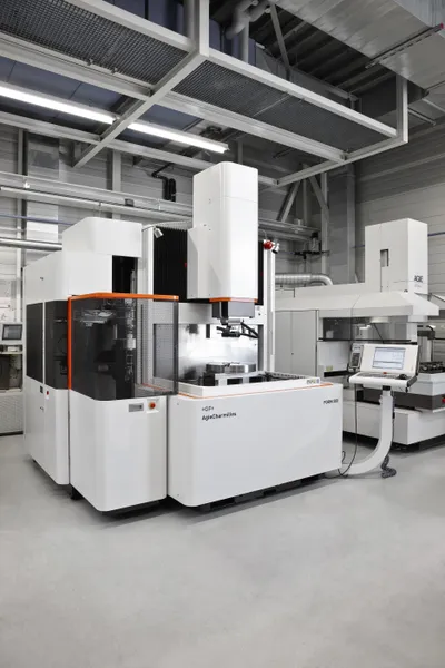 Senkerosionsmaschine