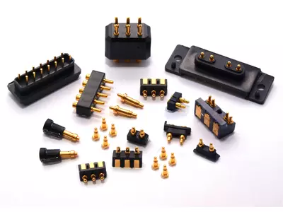 Steckverbinder mit Federkontakten