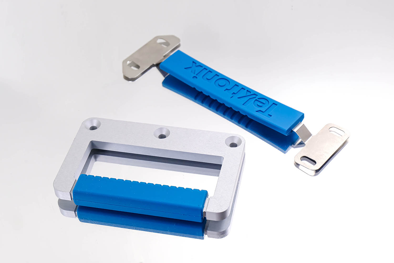 Aluminiumformteile mit Umspritzung