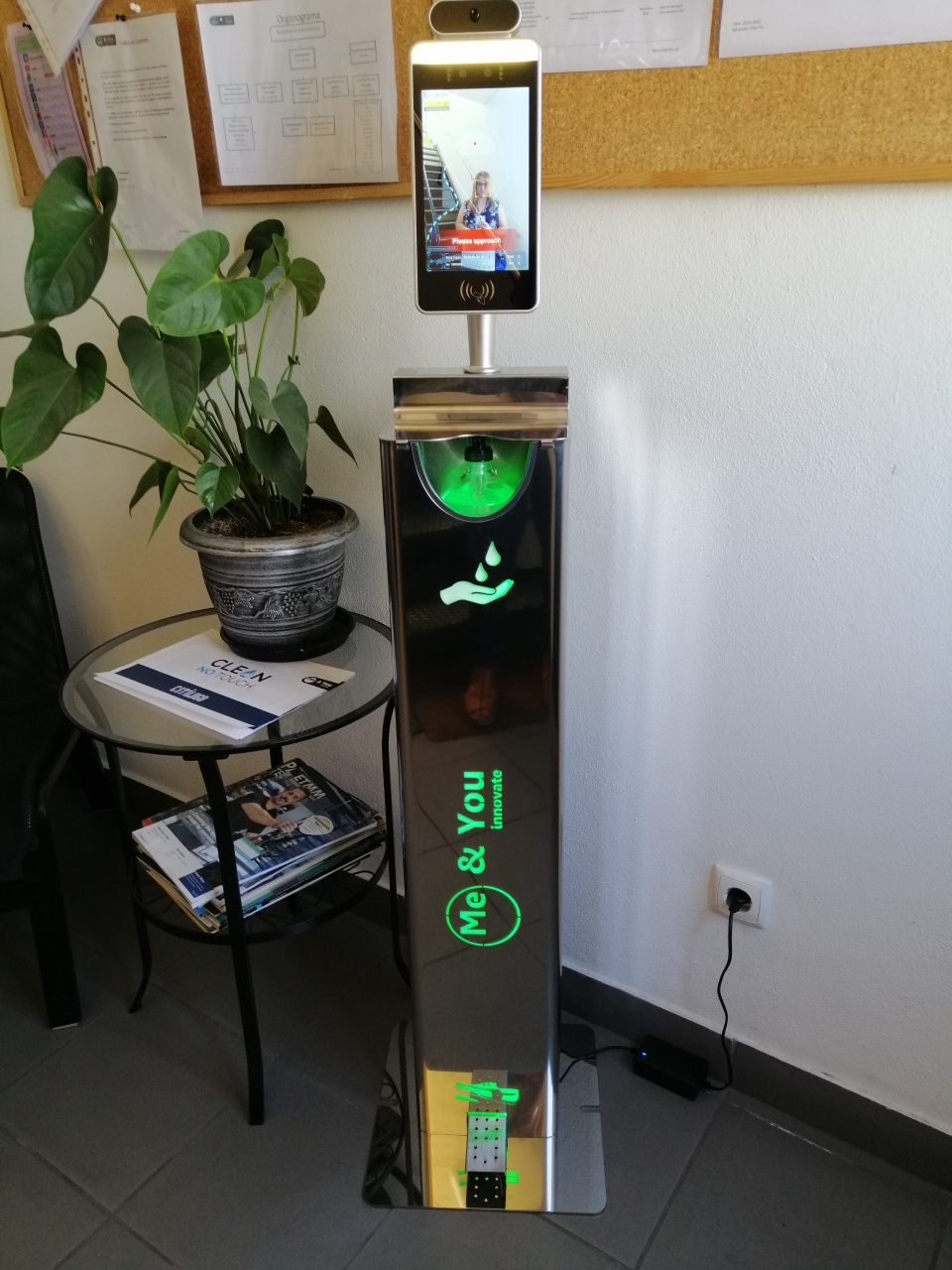 GEL-DISPENSER mit Temperaturmessung