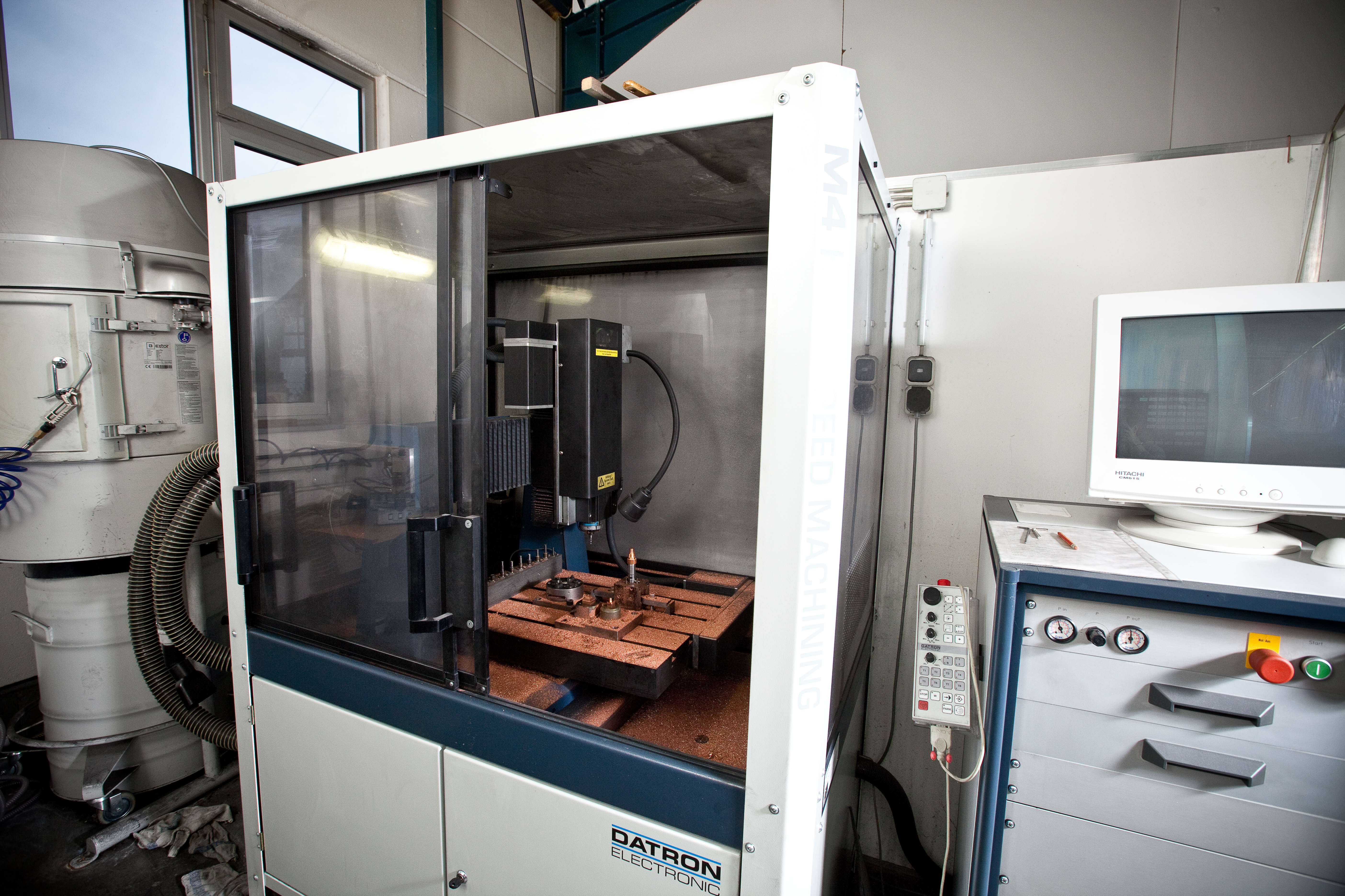 M4 HSC Elektrodenfräsmaschine