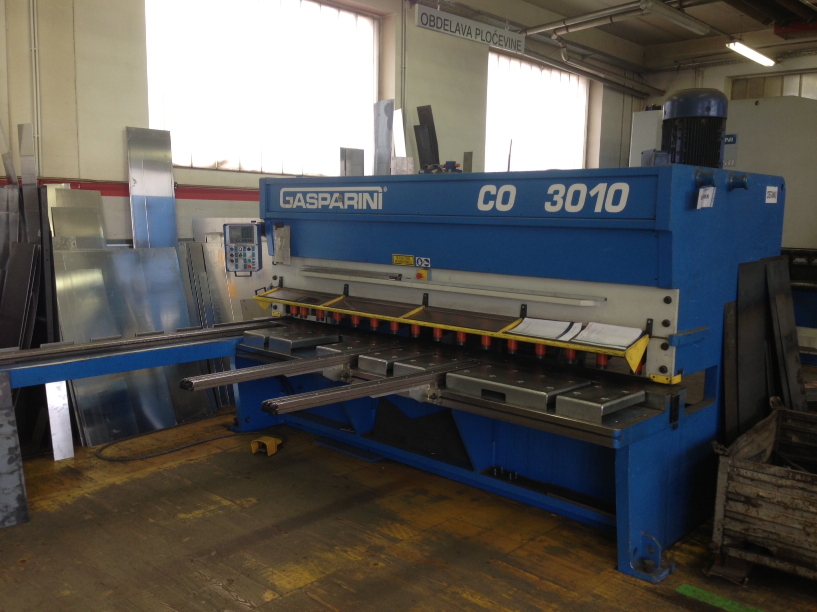 CNC Hydraulic shears