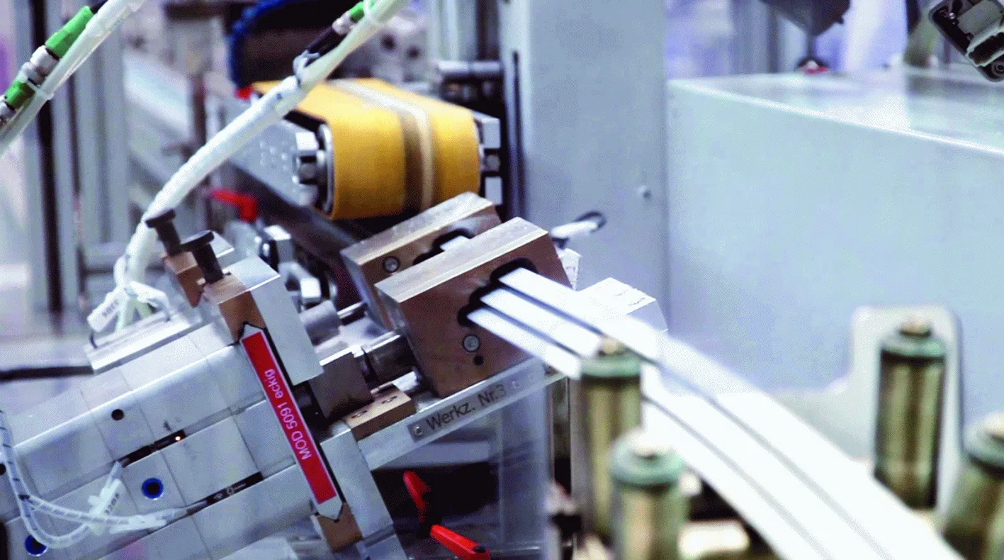 Inlinebearbeitung von Extrusionsprofilen