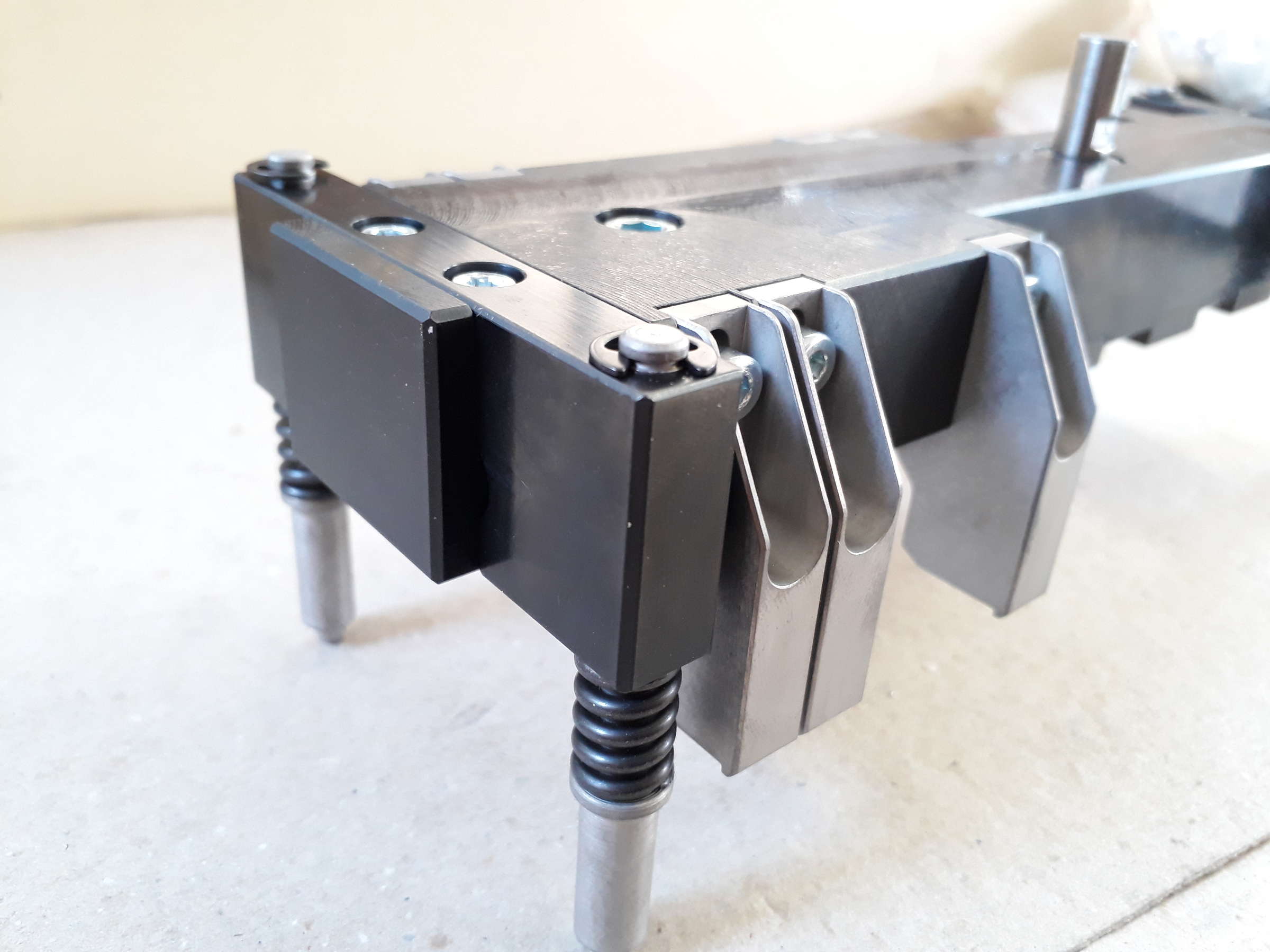 Assembly fixture